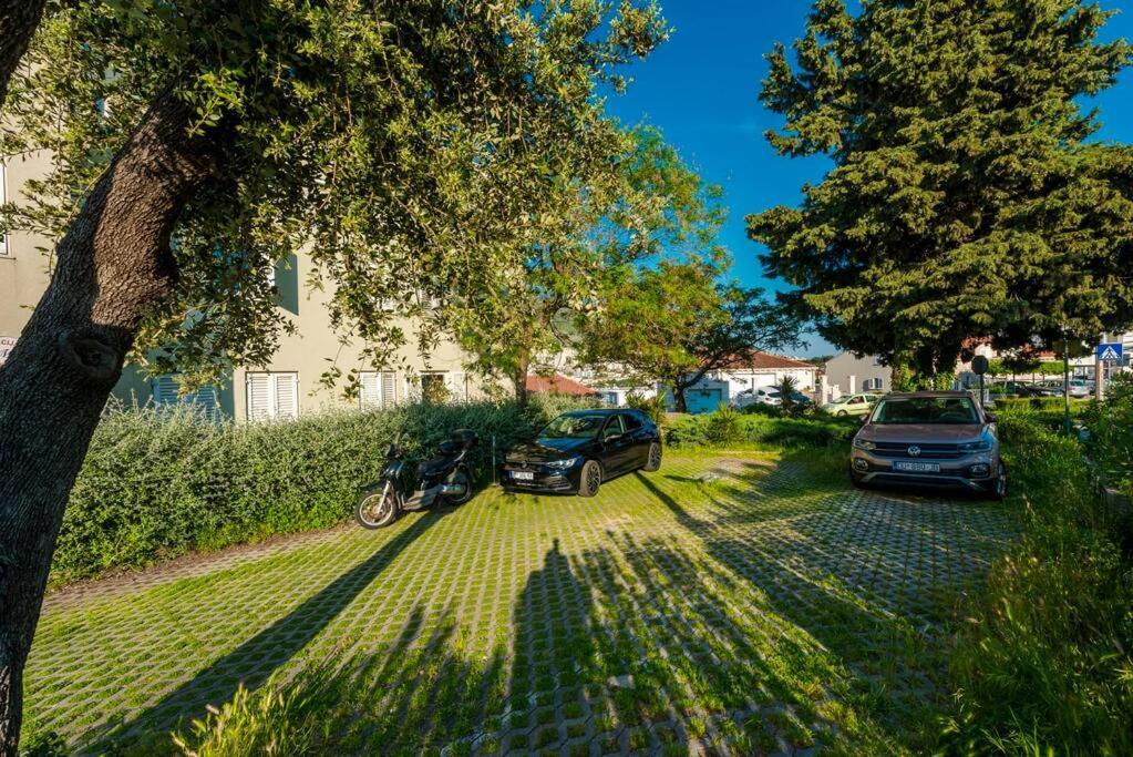 Apartment Kate With Free Parking ドゥブロブニク エクステリア 写真