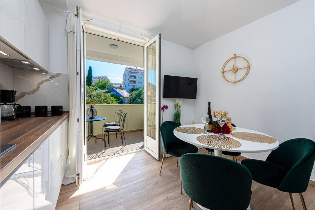 Apartment Kate With Free Parking ドゥブロブニク エクステリア 写真