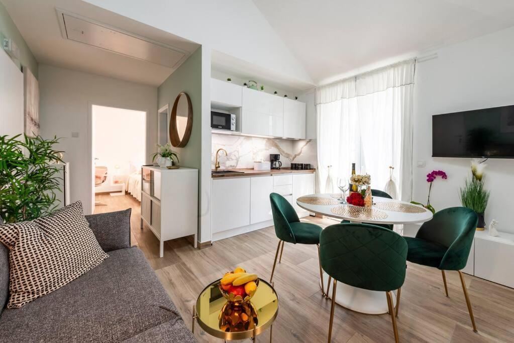 Apartment Kate With Free Parking ドゥブロブニク エクステリア 写真